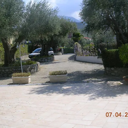 Parthenius فندق *